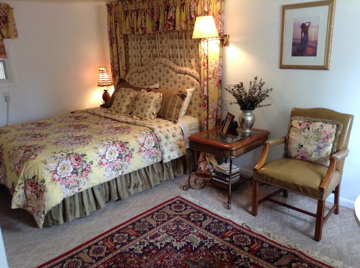 Bay Port Lodging Frankfort Dış mekan fotoğraf