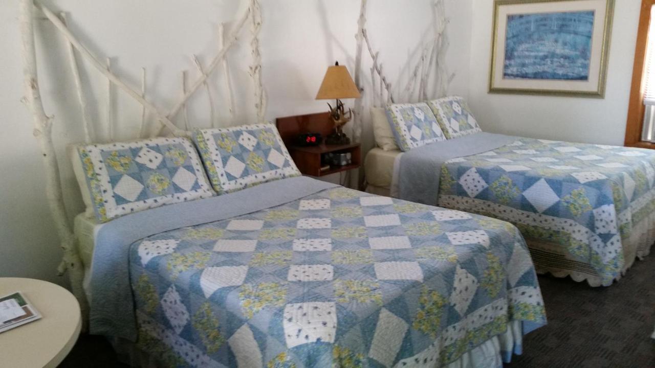 Bay Port Lodging Frankfort Dış mekan fotoğraf